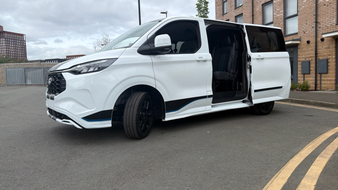 Ford Transit Custom 320 L1 Petrol Fwd 2.5 PHEV 232ps H1 Van Sport Auto - Image 37